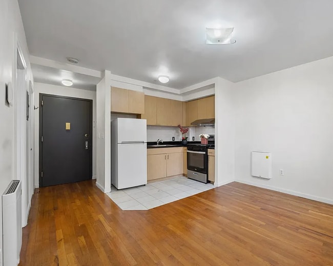 Building Photo - 144-38-138 35th Ave