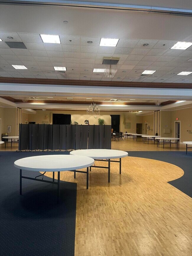 Building Photo - 2614 Nassau Bend