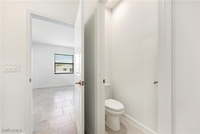 Building Photo - 19613 Hinkley Dr