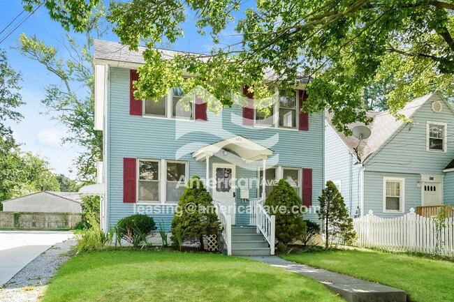 Building Photo - 976 Hunt St