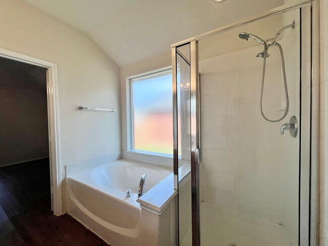 Building Photo - Cozy Home in Remington Point Neighborhood