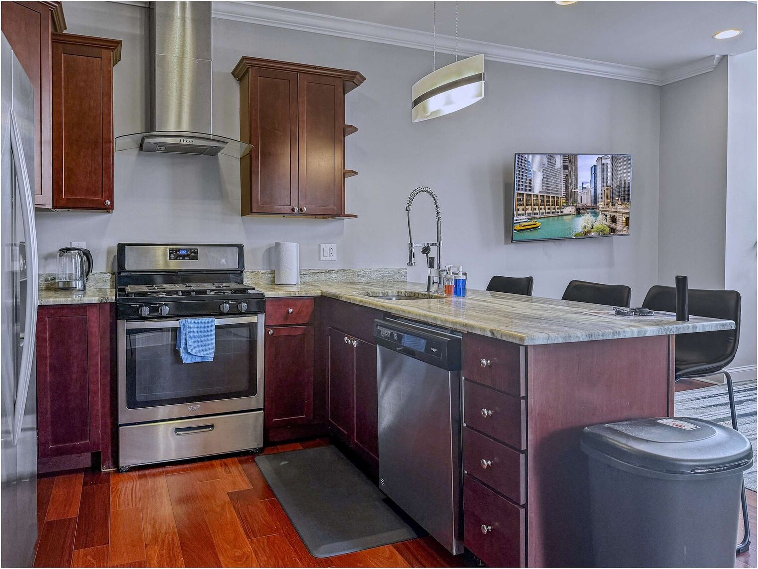 Building Photo - 1421 N 5th St