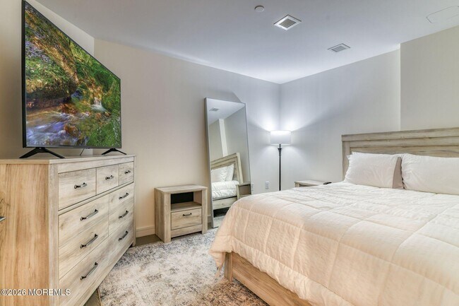 Building Photo - 30 Melrose Terrace