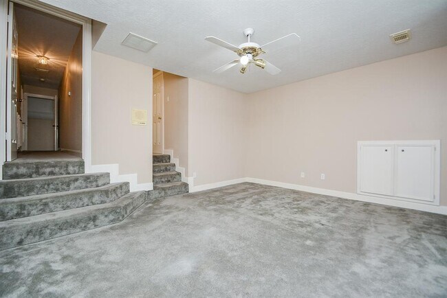 Building Photo - 17407 Widmore Pl