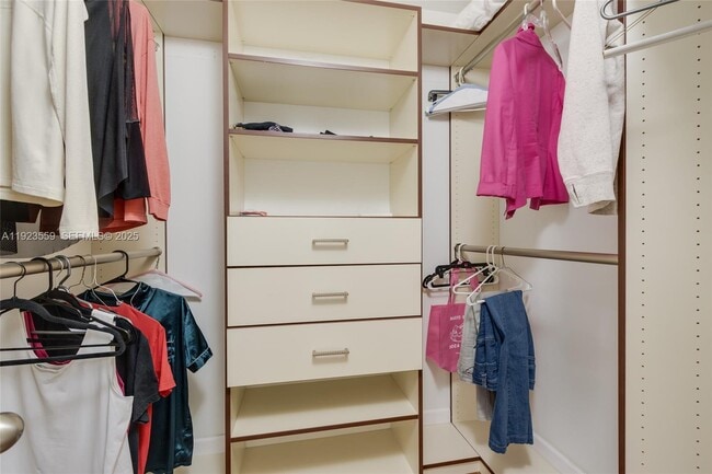 Building Photo - 11115 Boca Woods Ln