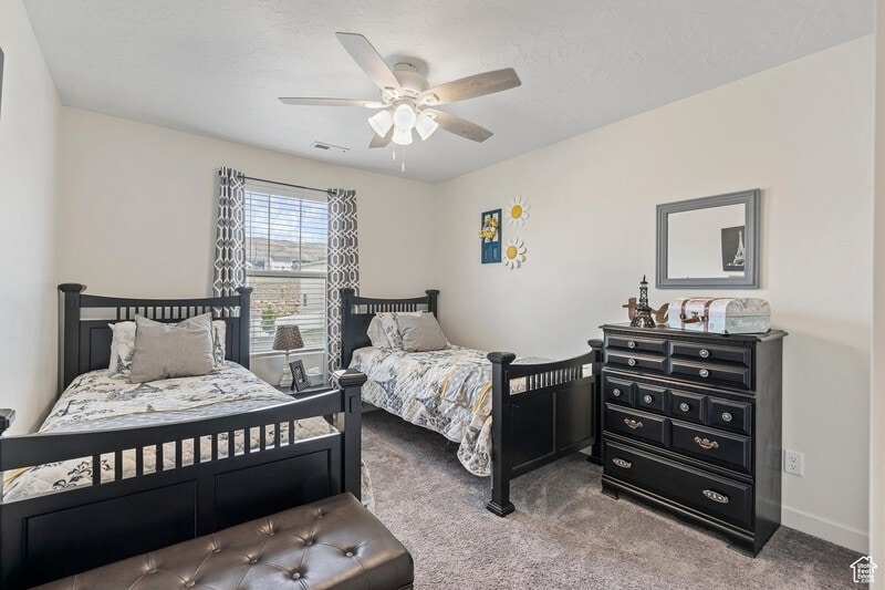 Building Photo - 2142 N Elderberry Dr