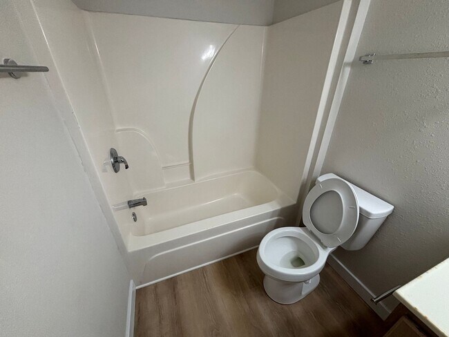 Building Photo - 1512-1514 Citadel Dr.