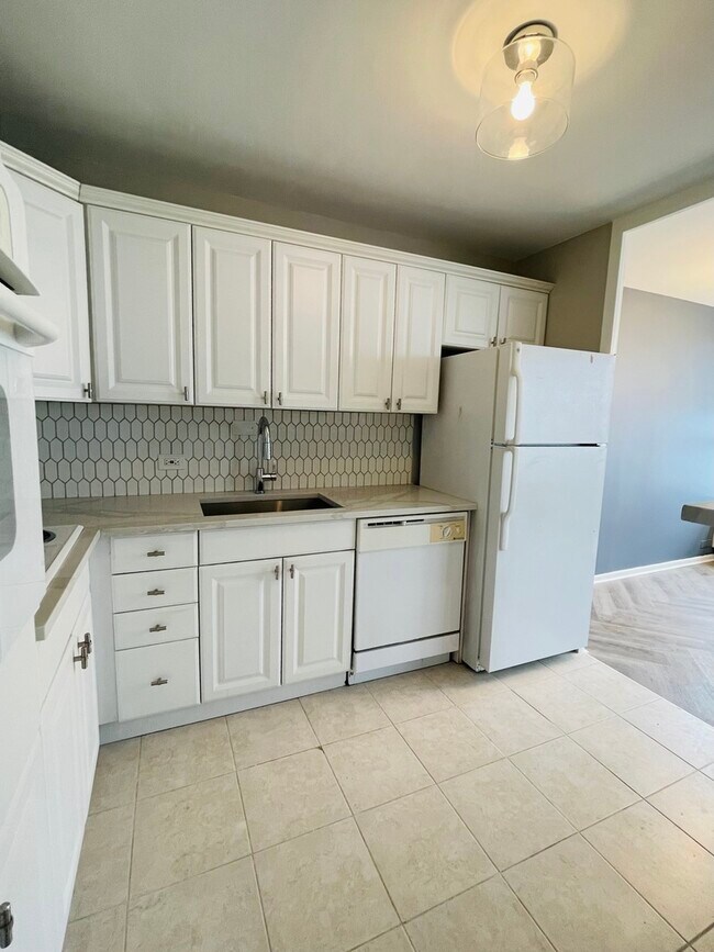 Building Photo - 4800 S Chicago Beach Dr