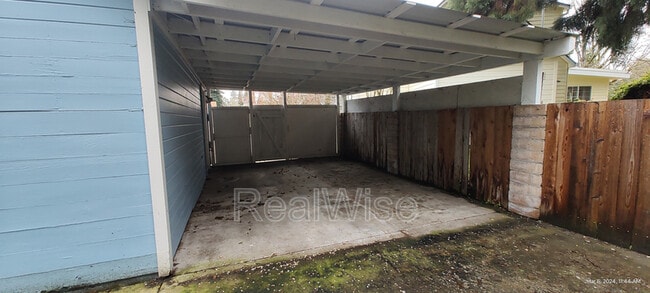 Building Photo - 355 W Selmar Ct