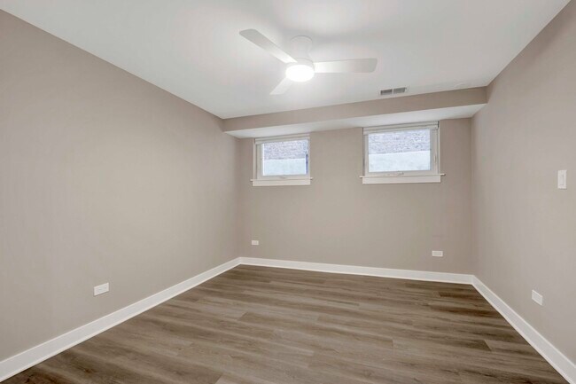 Building Photo - 1241 W Newport Ave