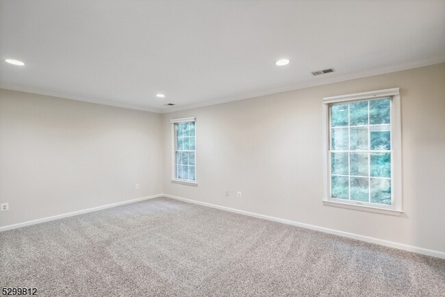 Building Photo - 91 Patriot Hill Dr