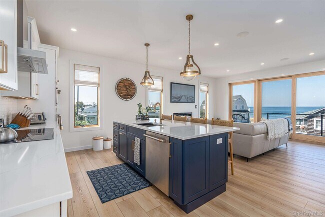 Building Photo - 4 Atlantic Ave