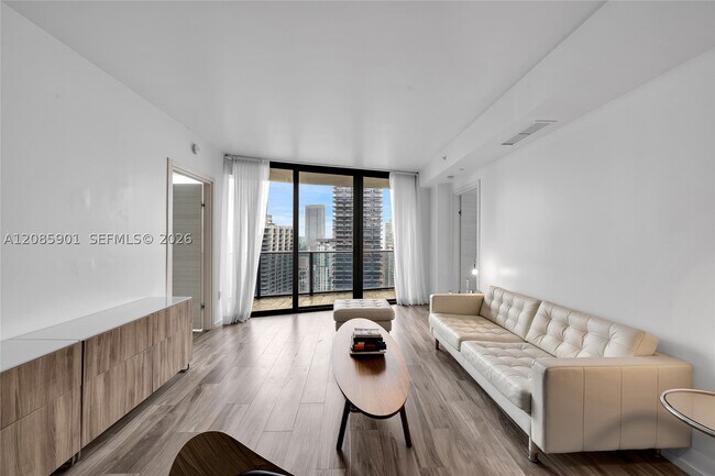 Building Photo - 801 S Miami Ave