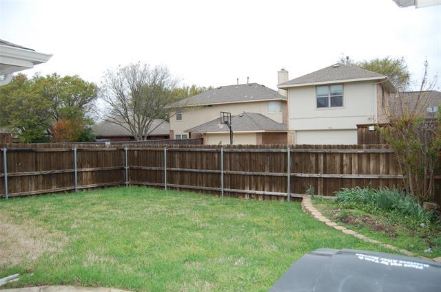 Building Photo - 1513 Tanglewood Dr