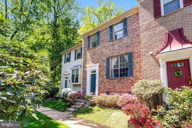 Building Photo - 4546 Little River Run Dr