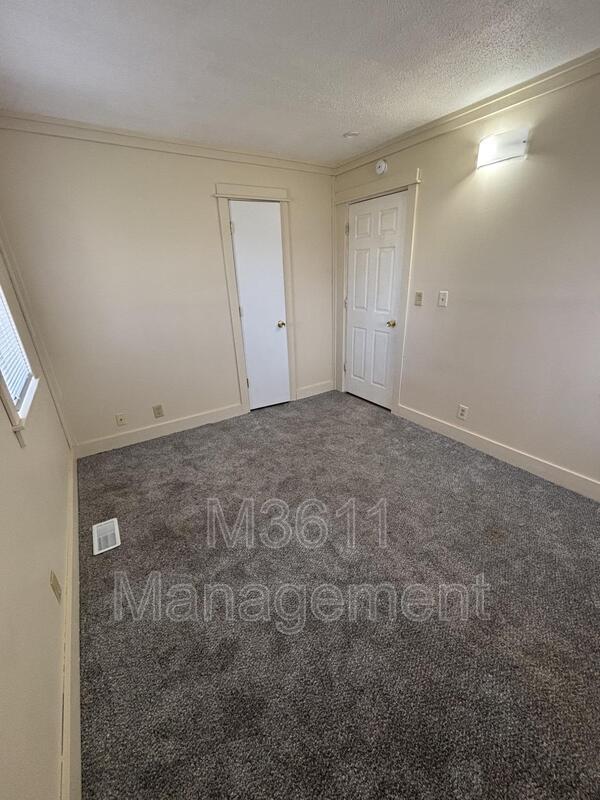 Building Photo - 2221 N 31st St