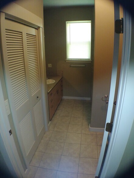 Bathroom - 11942 SE Lexington St