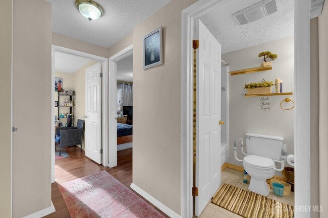 Building Photo - 89 Doe Ct