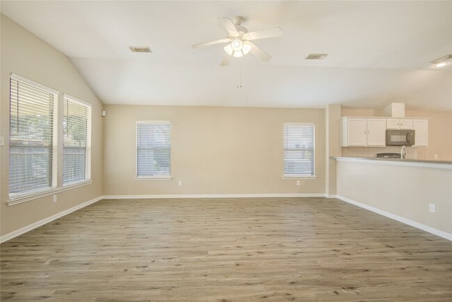Building Photo - 17231 Hollow Sands Ct