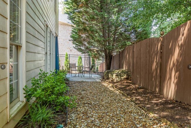 Building Photo - 2377 Mill Ridge Trail