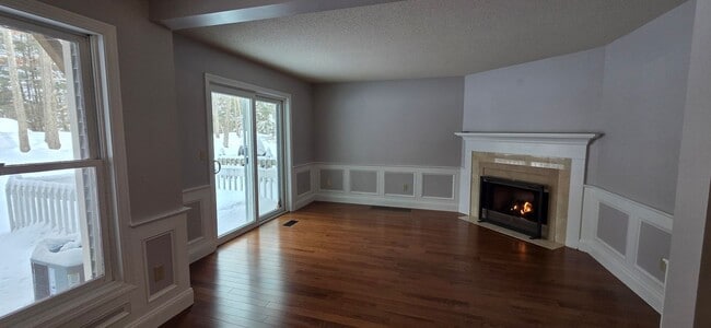 Building Photo - Beautiful 2-Bedroom Townhouse at CornerStone Condominiums