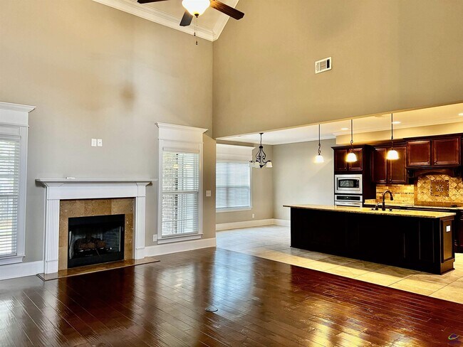 Building Photo - 609 Cannock Ct
