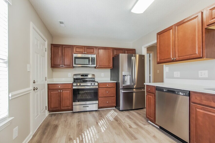 Building Photo - 4813 Shea Ct