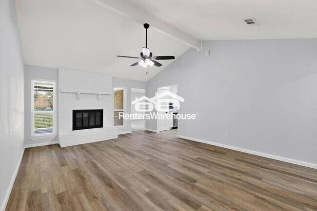 Building Photo - Completely ReFreshed Grapevine Rental