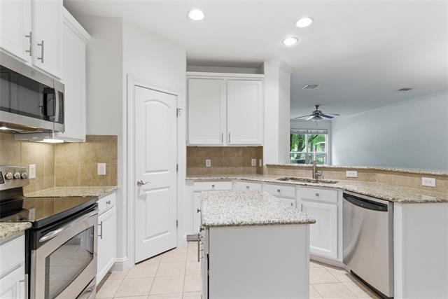 Building Photo - 2633 Eagle Dr