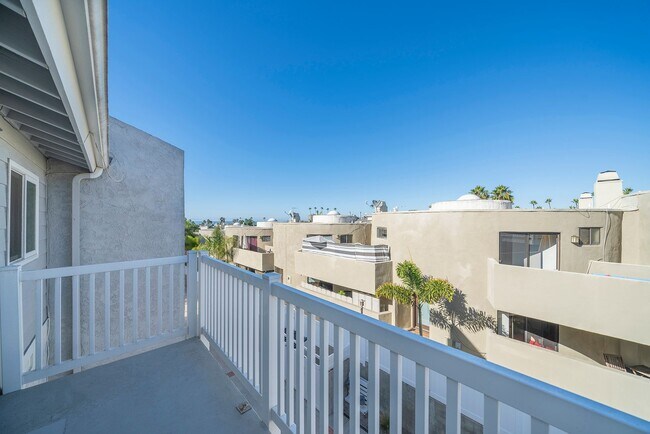 Building Photo - North Guadalupe Avenue