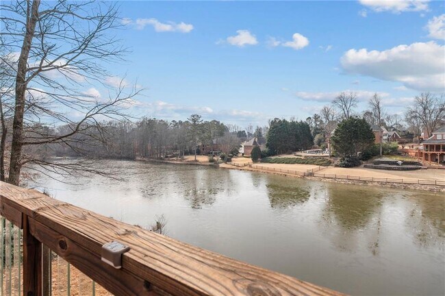 Building Photo - 870 Longstone Landing