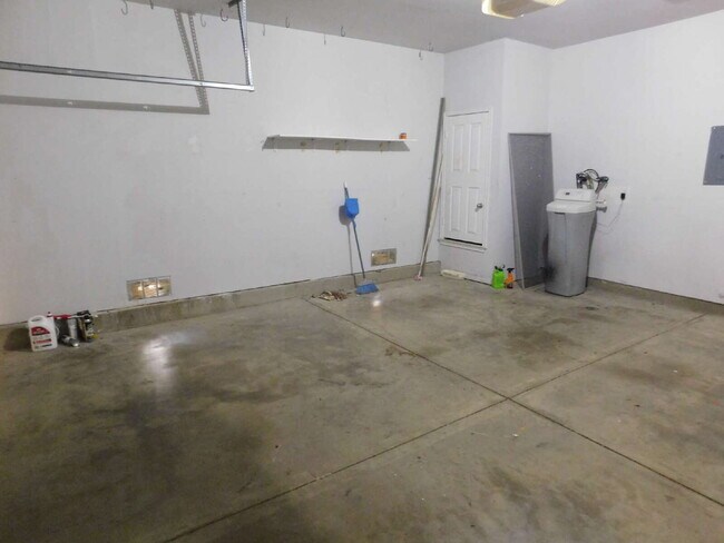 Building Photo - 20719 Cape Coral