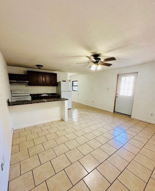 Building Photo - 1308 Yucca Dr