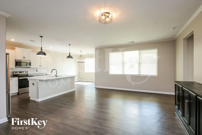 Building Photo - 113 Starbuck Parkway