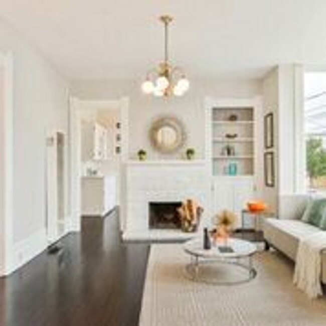 Building Photo - 730-732 Pacific Ave