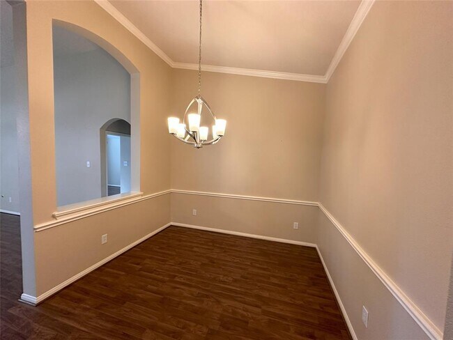 Building Photo - 3734 Paigewood Dr