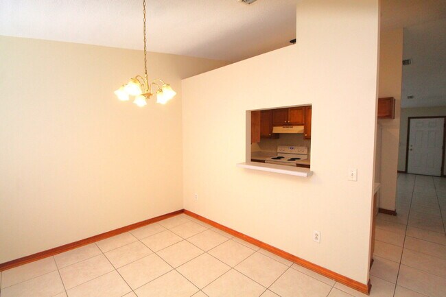 Building Photo - Coastal Living in Gulf Breeze! Spacious 2B...