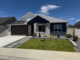 Building Photo - 2358 Green Apple Dr