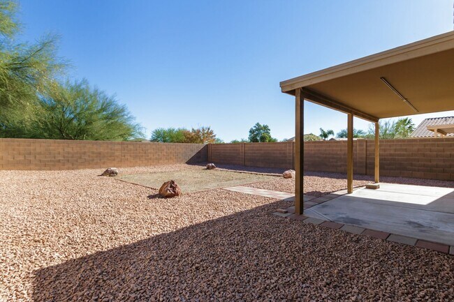 Building Photo - Copper Basin Charmer