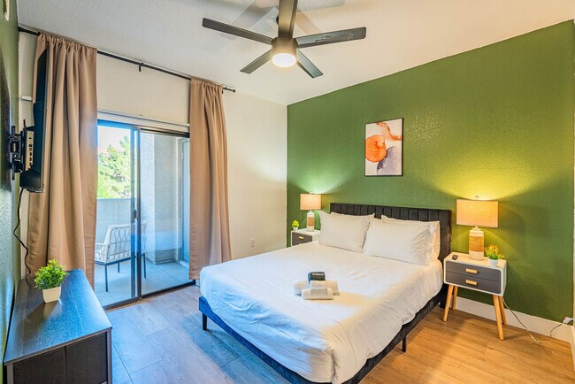 Building Photo - 2150 S 55th St