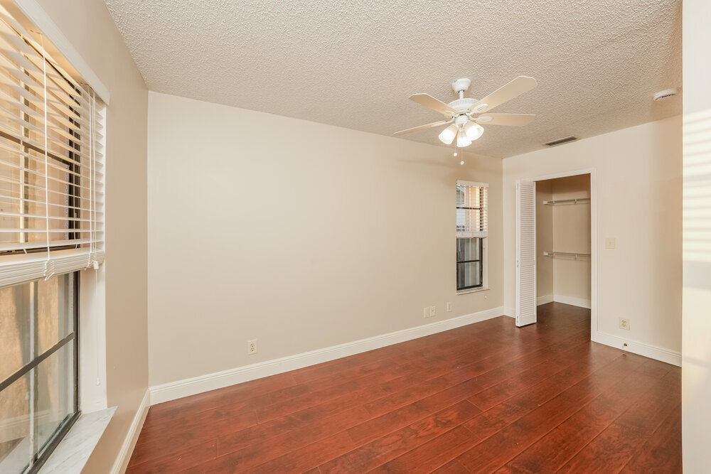 Building Photo - 1455 Thornbank Ln