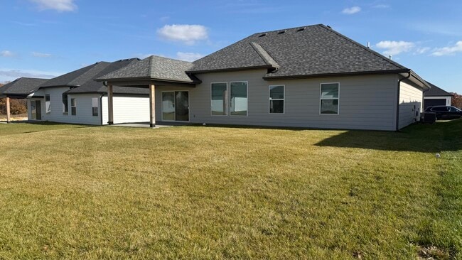 Building Photo - 5313 Makana Ln