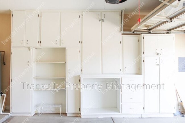 Building Photo - 18920 N 89th Way