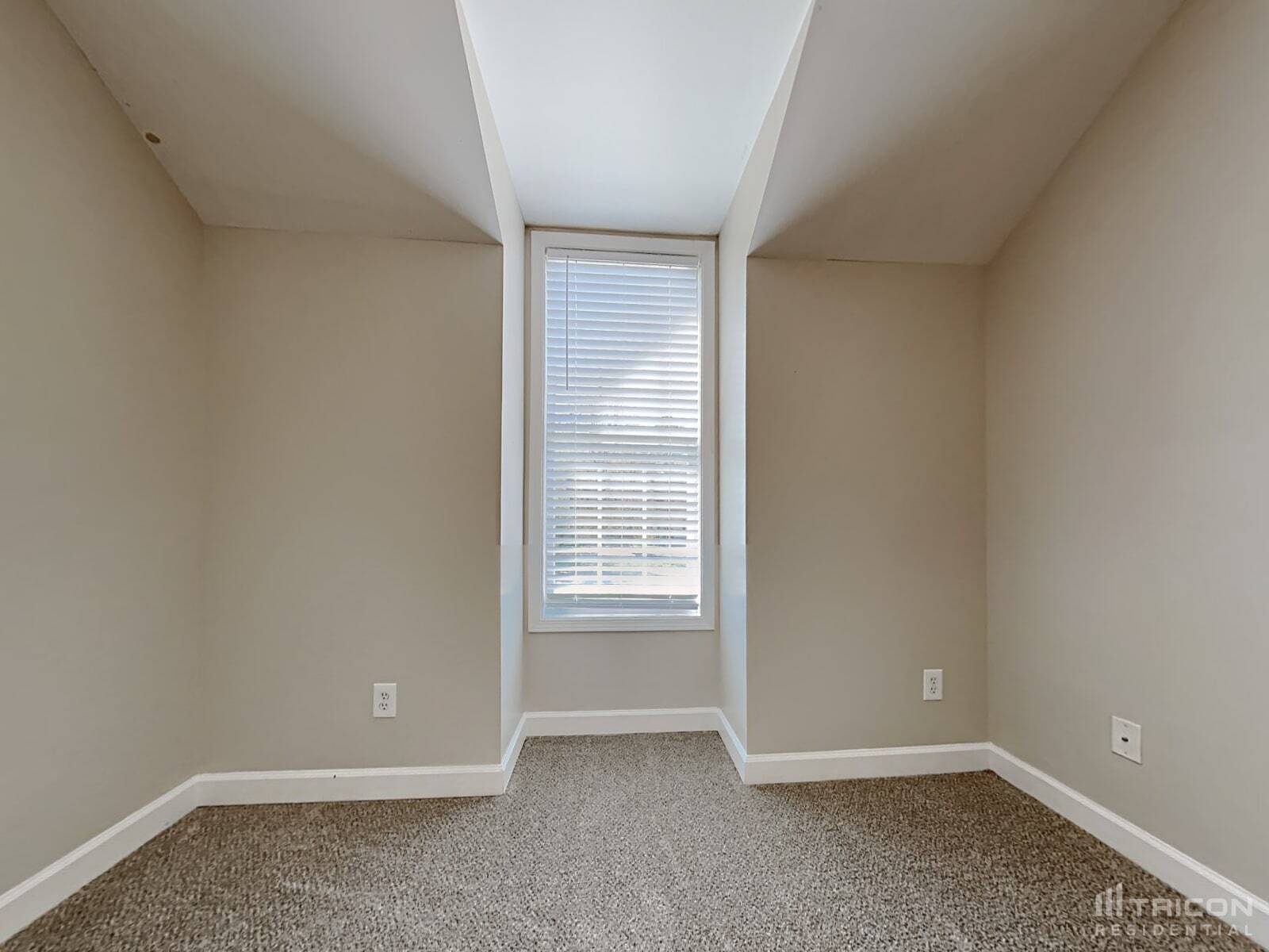 Building Photo - 115 Michael Ct