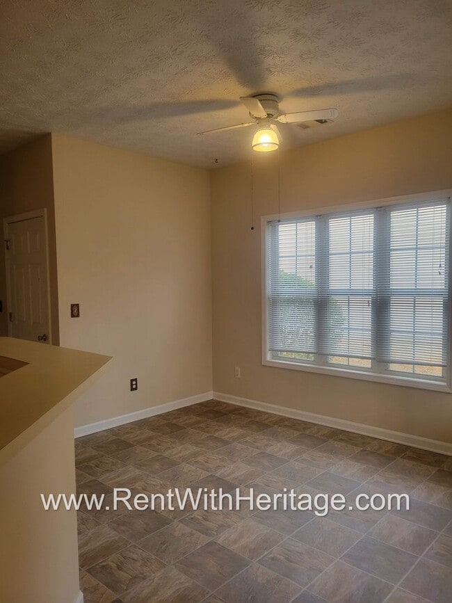 Building Photo - WOW!!...GORGEOUS HOME/HARDWOOD FLOORS/ UPGRADES GALLORE / SWIM - TENNIS