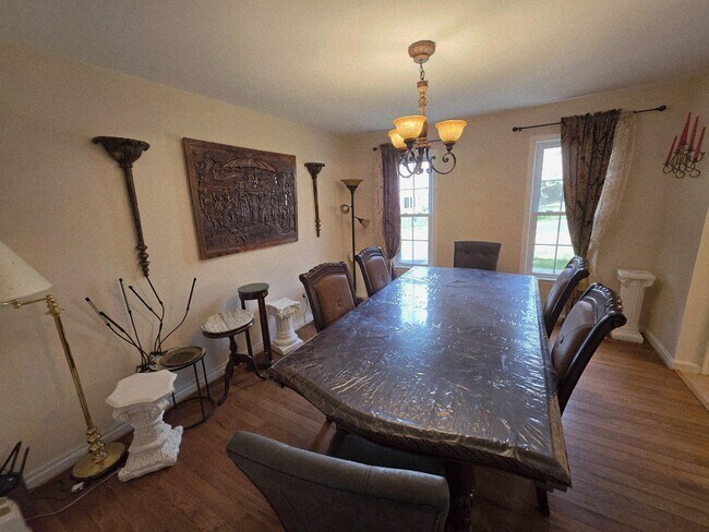 Building Photo - 8120 Paisley Pl