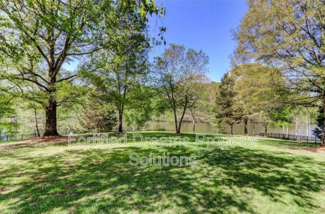 Building Photo - 6421 Ashton Park Dr