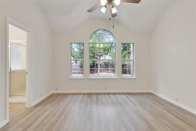 Building Photo - 10932 Mint Julep Dr