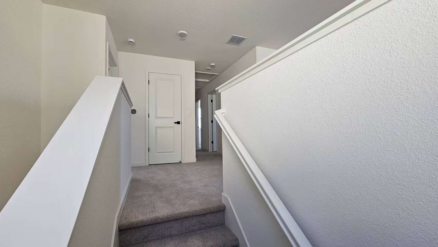 Building Photo - 10295 Maribel Way