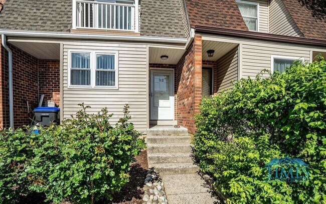 Primary Photo - 82 Kelmar Ave